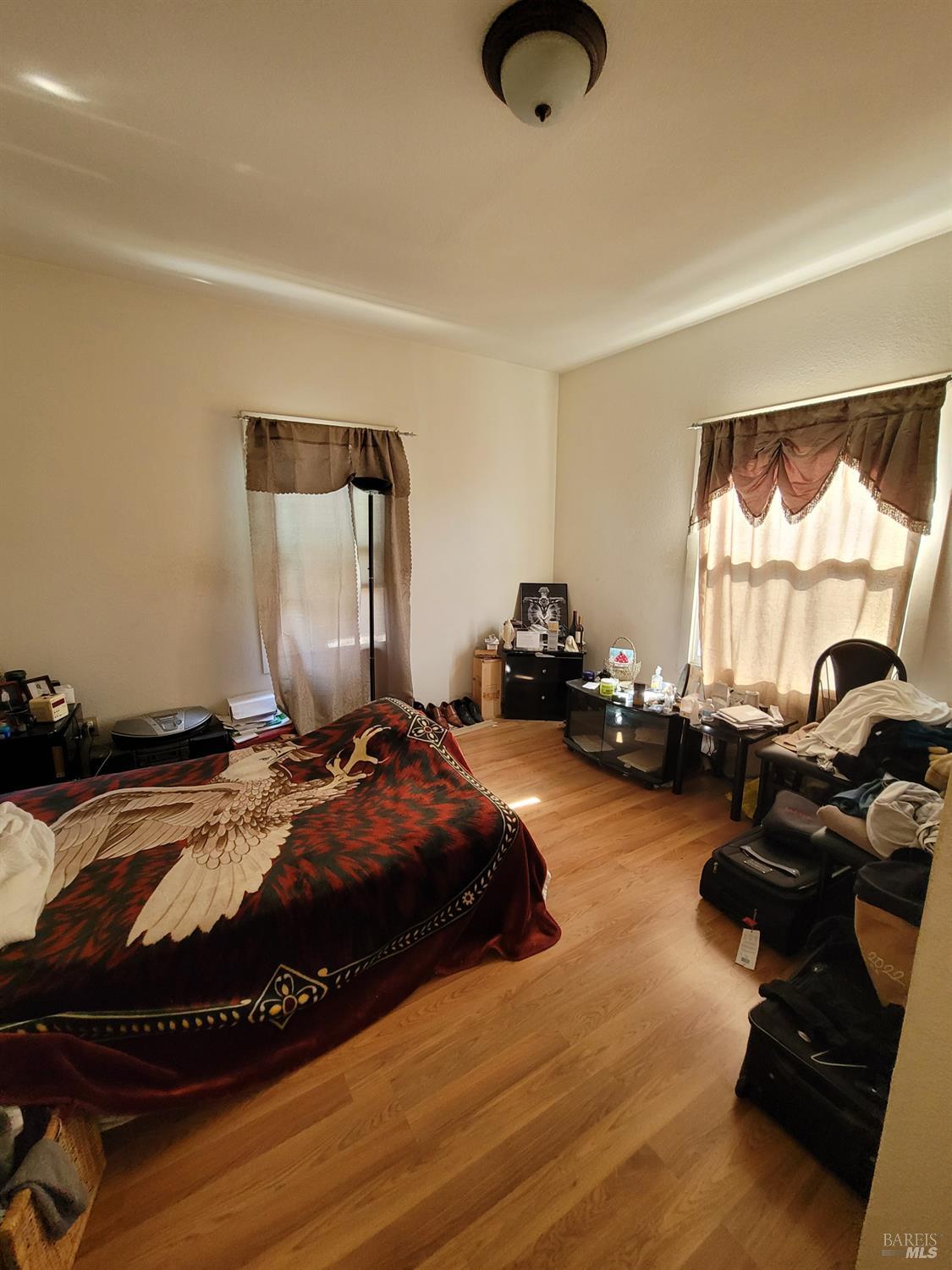 3865-3867 M L King Jr Way Oakland CA 94609