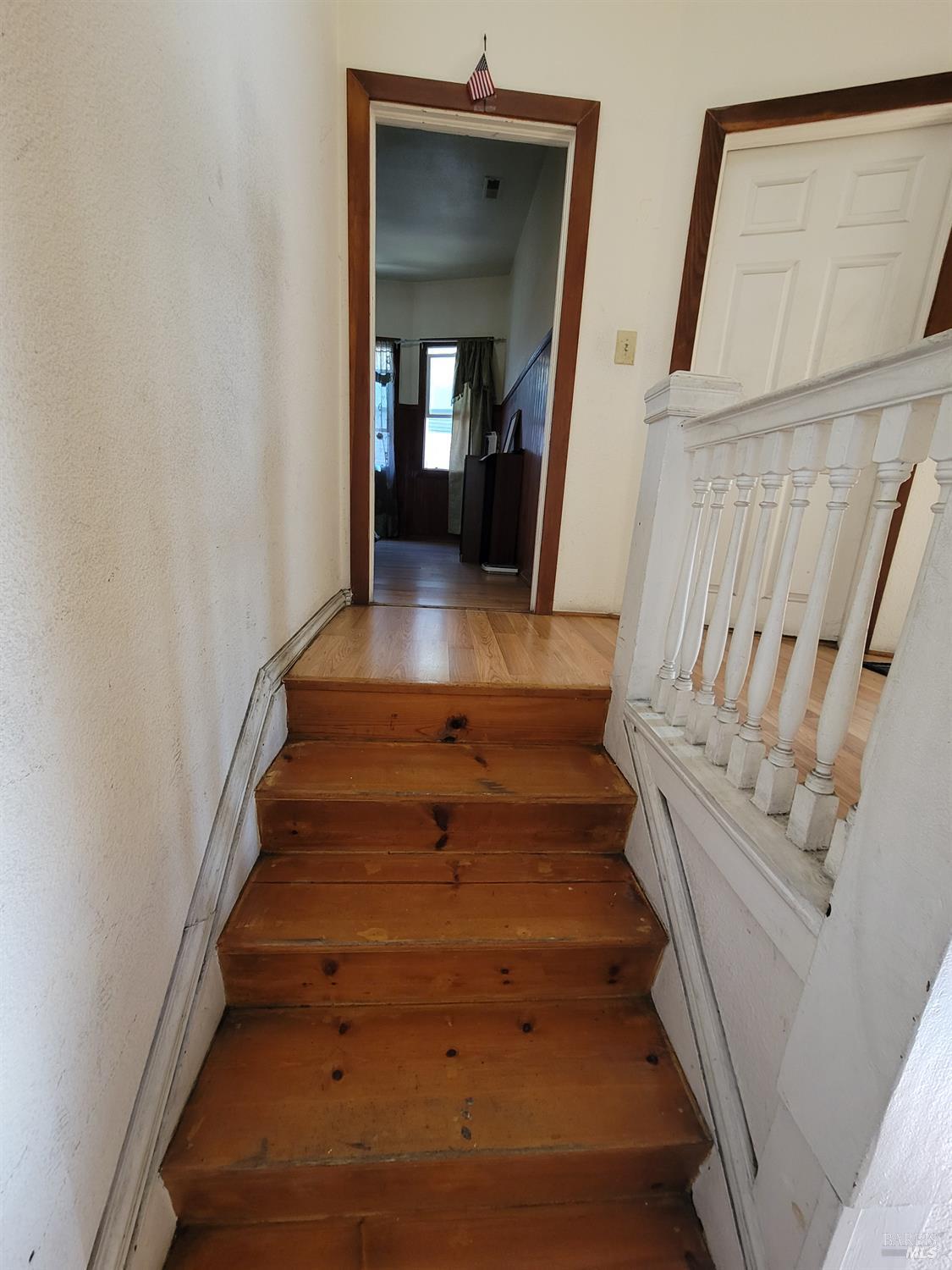 3865-3867 M L King Jr Way Oakland CA 94609
