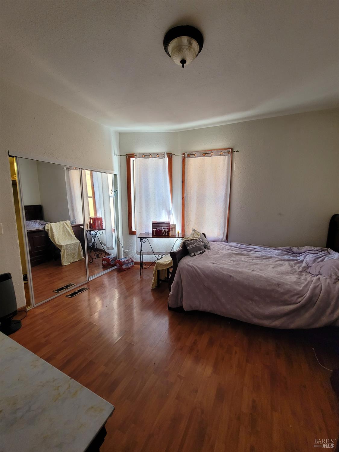 3865-3867 M L King Jr Way Oakland CA 94609