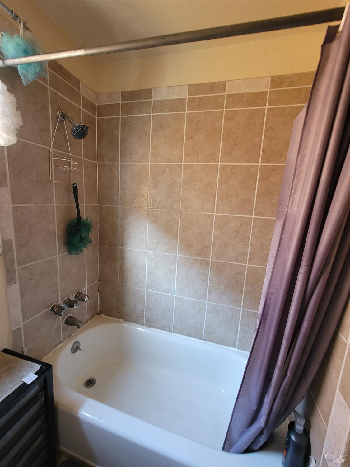 3865-3867 M L King Jr Way Oakland CA 94609