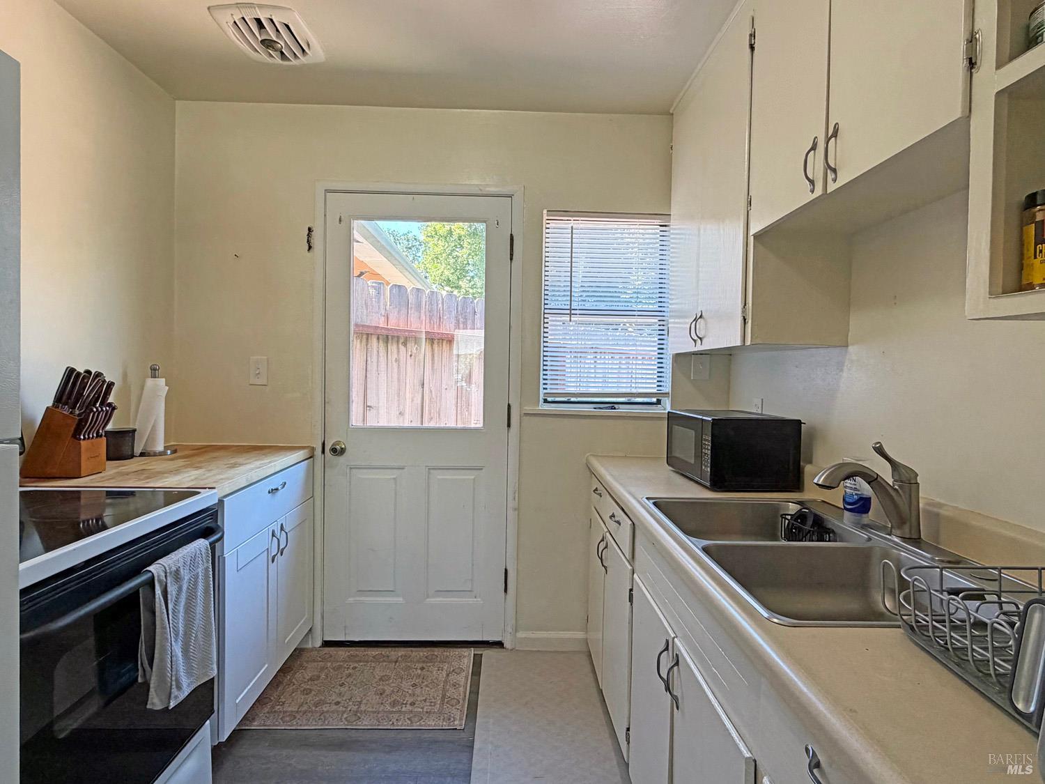 404 Plum Street Ukiah CA 95482