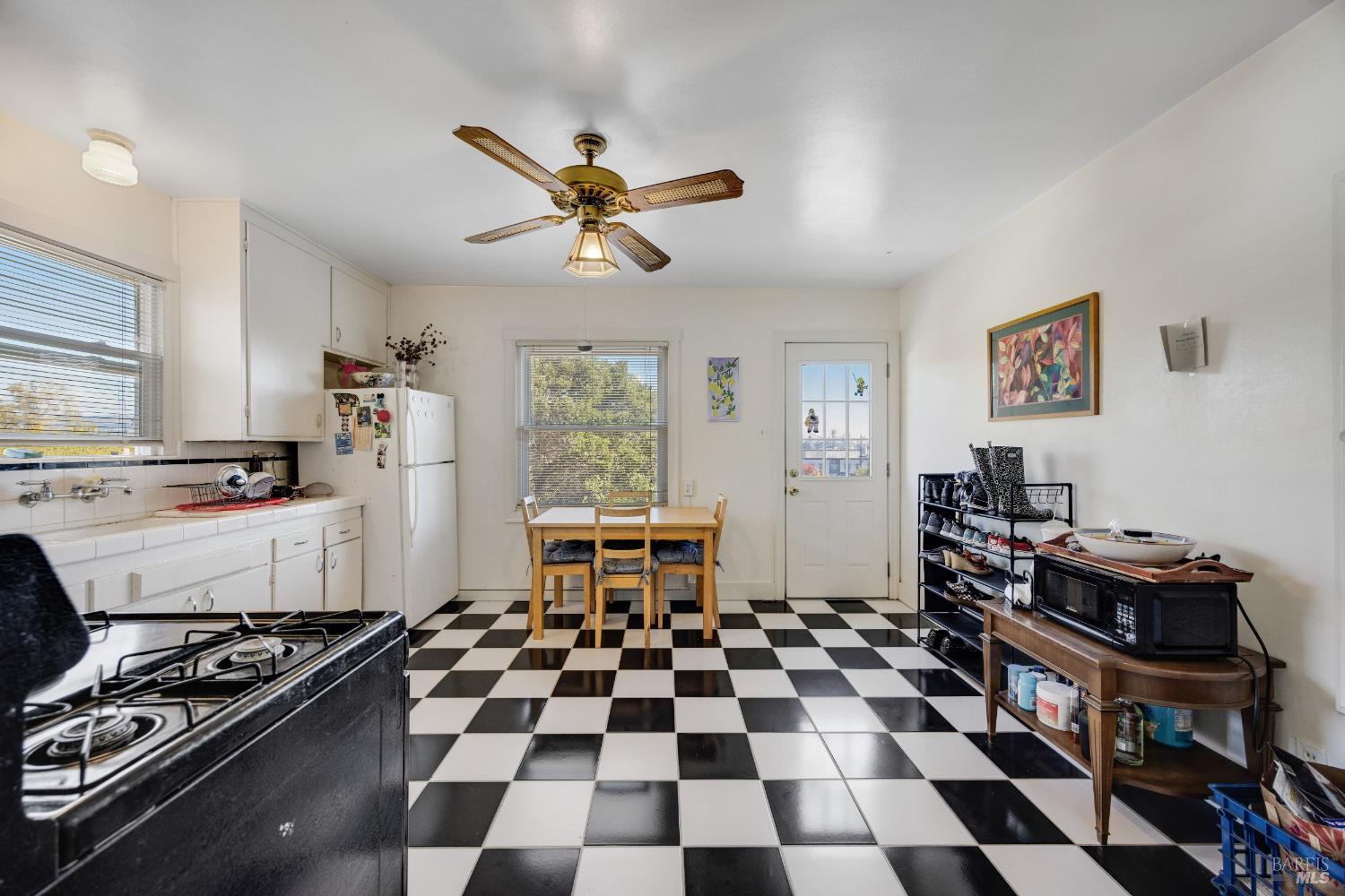 420-422.5 Keller Street Petaluma CA 94952