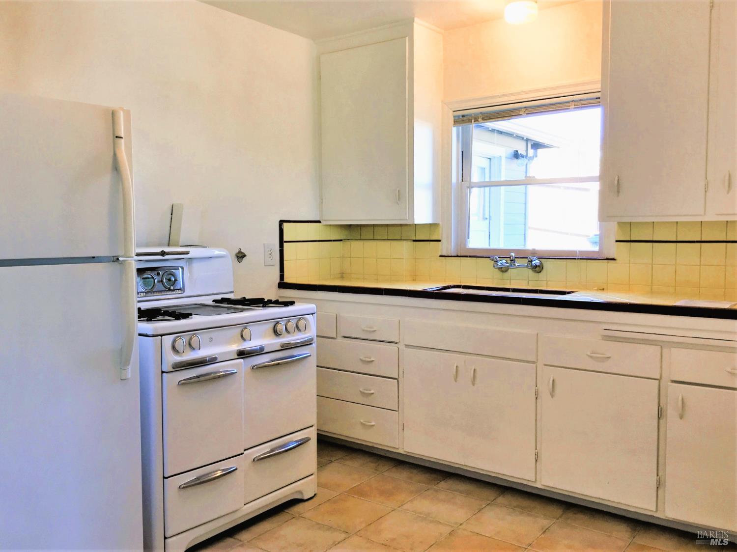 420-422.5 Keller Street Petaluma CA 94952