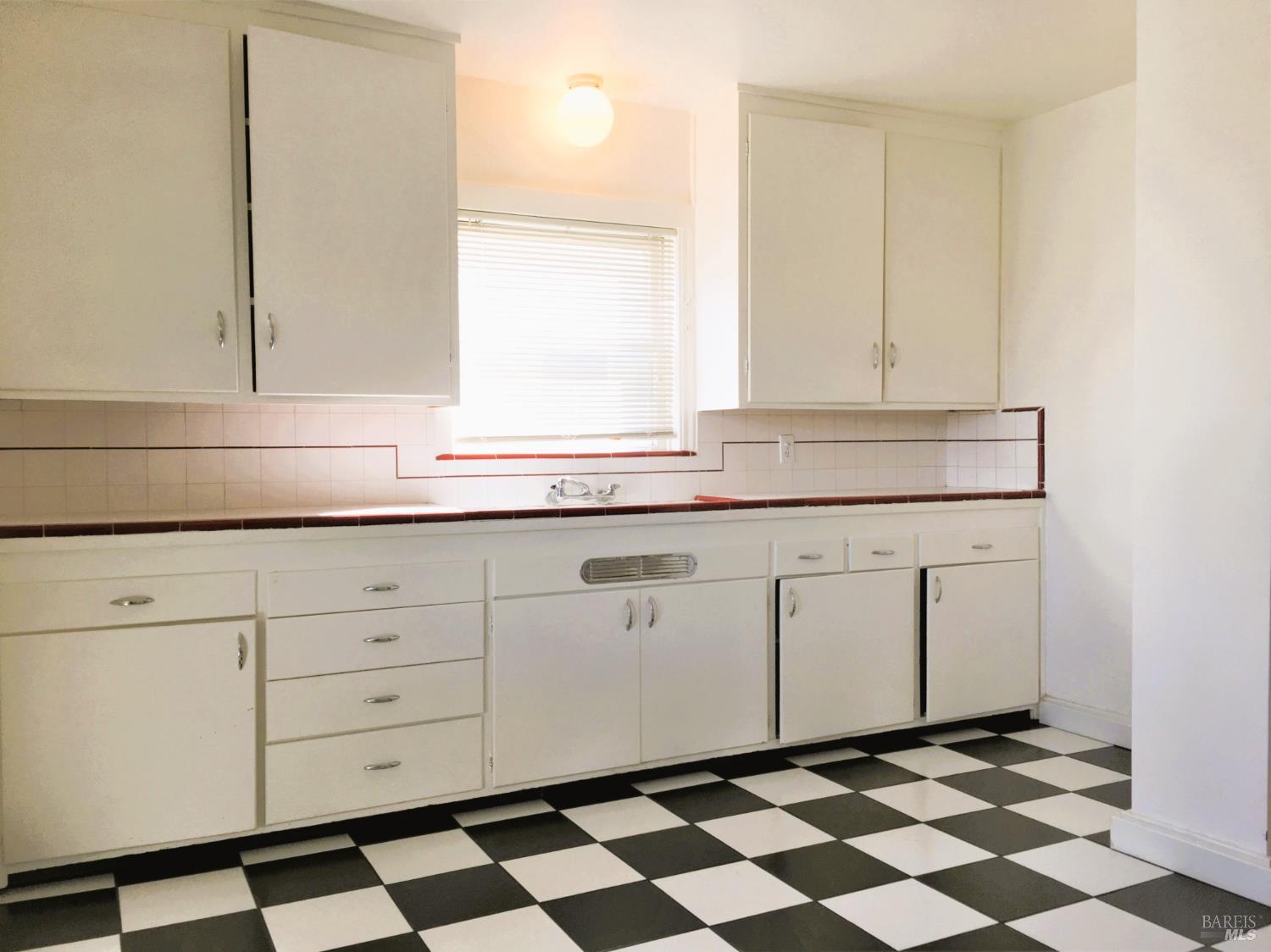 420-422.5 Keller Street Petaluma CA 94952