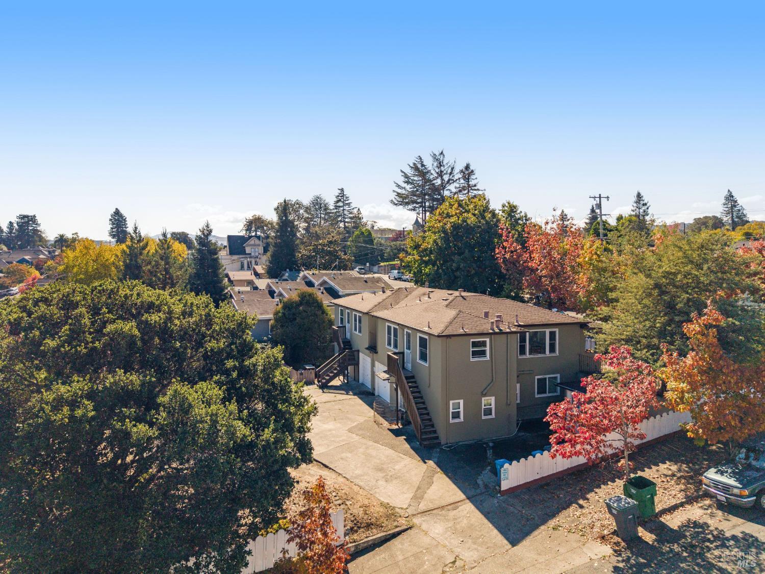 420-422.5 Keller Street Petaluma CA 94952