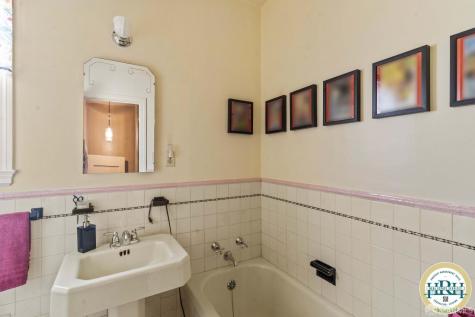1616-1618 Judah Street San Francisco CA 94122