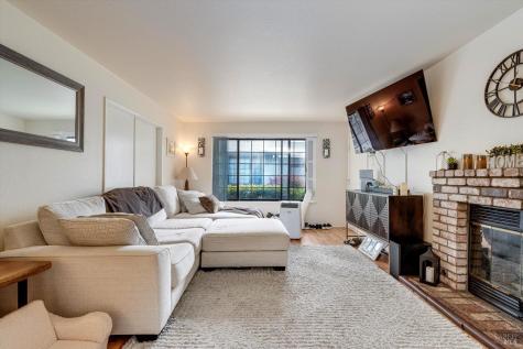 2038 Terry Road Santa Rosa CA 95403