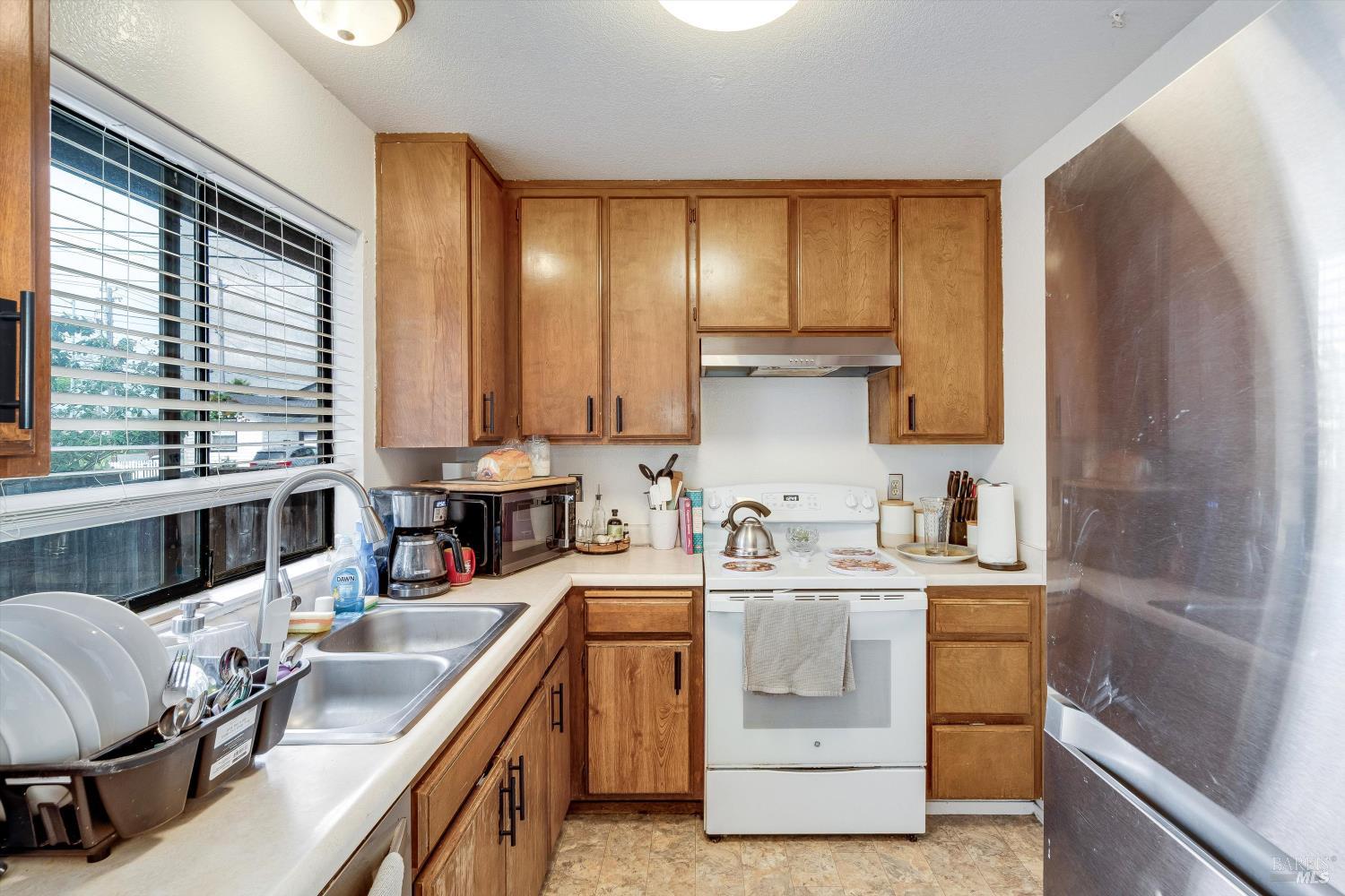 2038 Terry Road Santa Rosa CA 95403