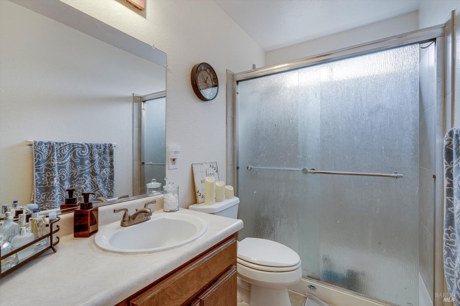 2038 Terry Road Santa Rosa CA 95403