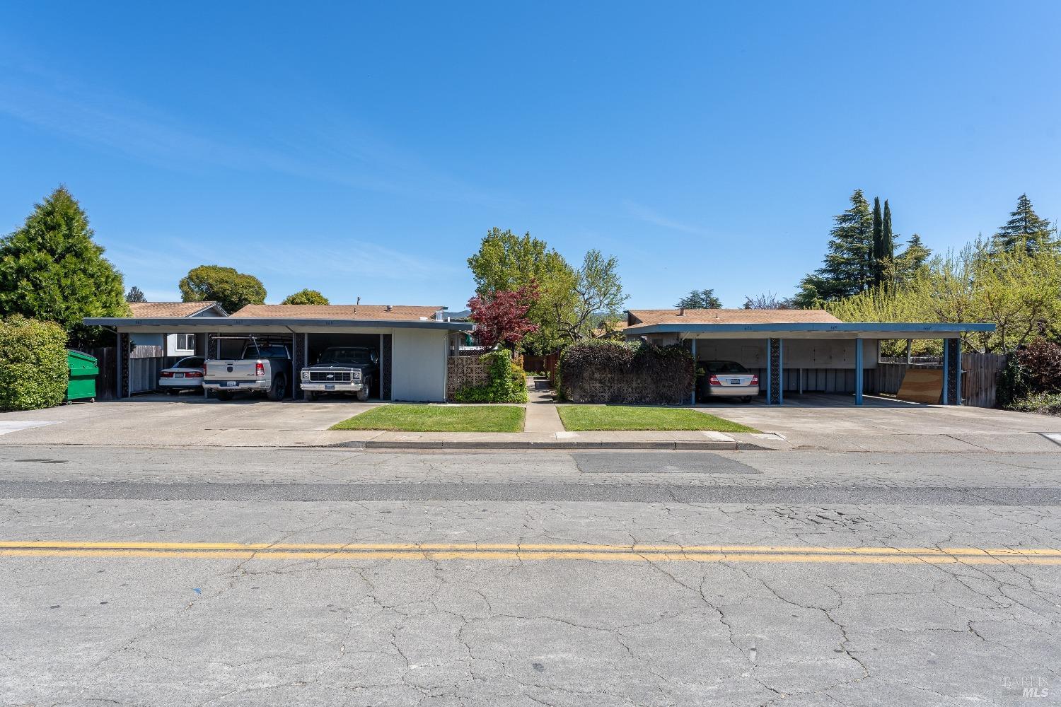 649-671 Leslie Street Ukiah CA 95482
