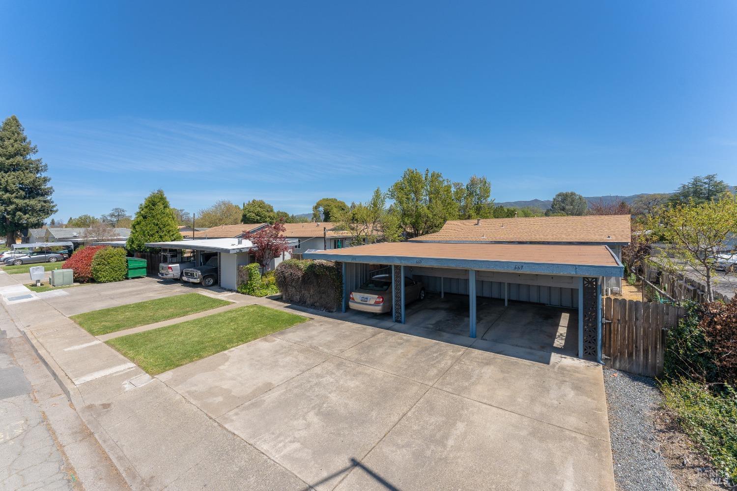 649-671 Leslie Street Ukiah CA 95482