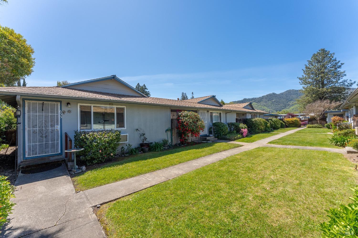 649-671 Leslie Street Ukiah CA 95482
