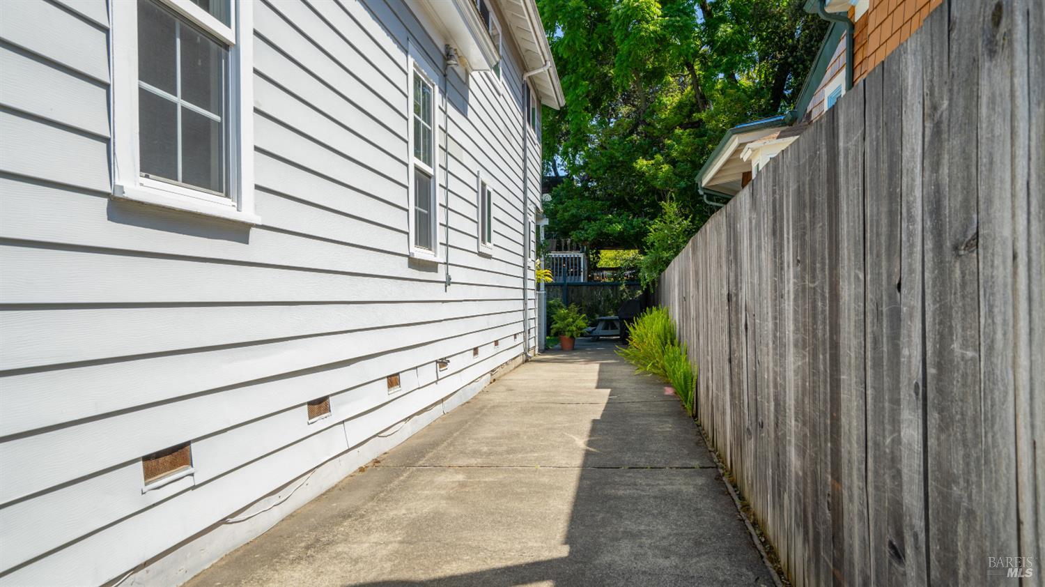 27 Latham Street San Rafael CA 94901