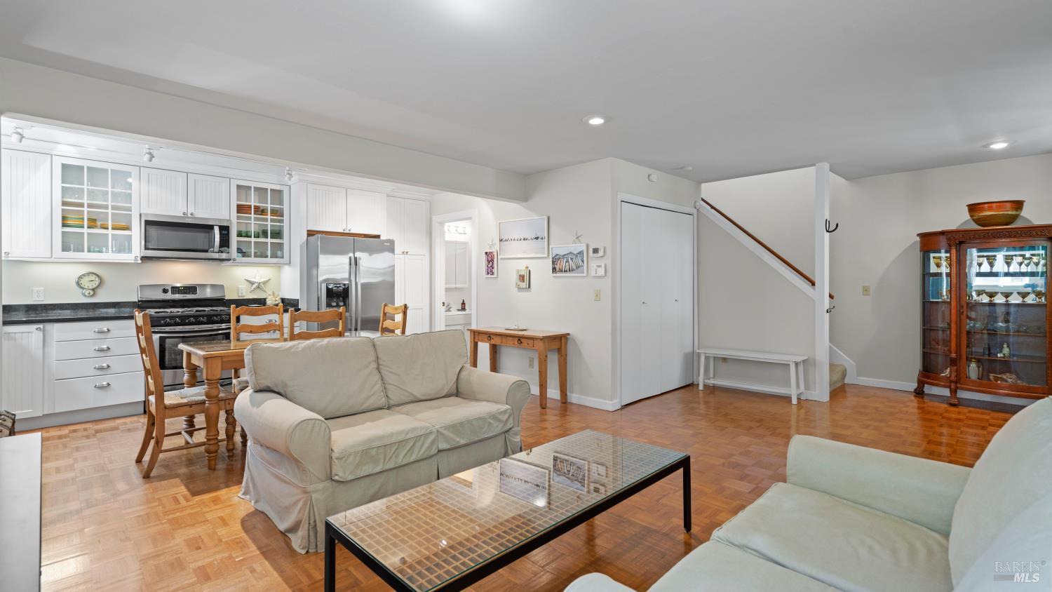 27 Latham Street San Rafael CA 94901