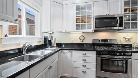 27 Latham Street San Rafael CA 94901