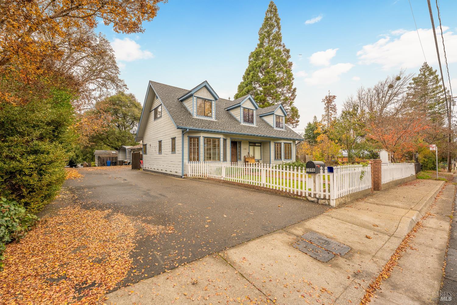 1096 W Standley Street Ukiah CA 95482