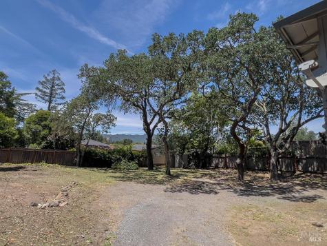 18466 4th Avenue Sonoma CA 95476