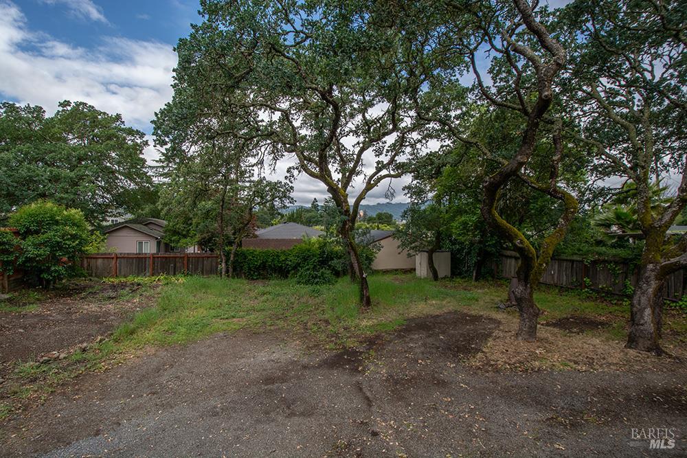 18466 4th Avenue Sonoma CA 95476
