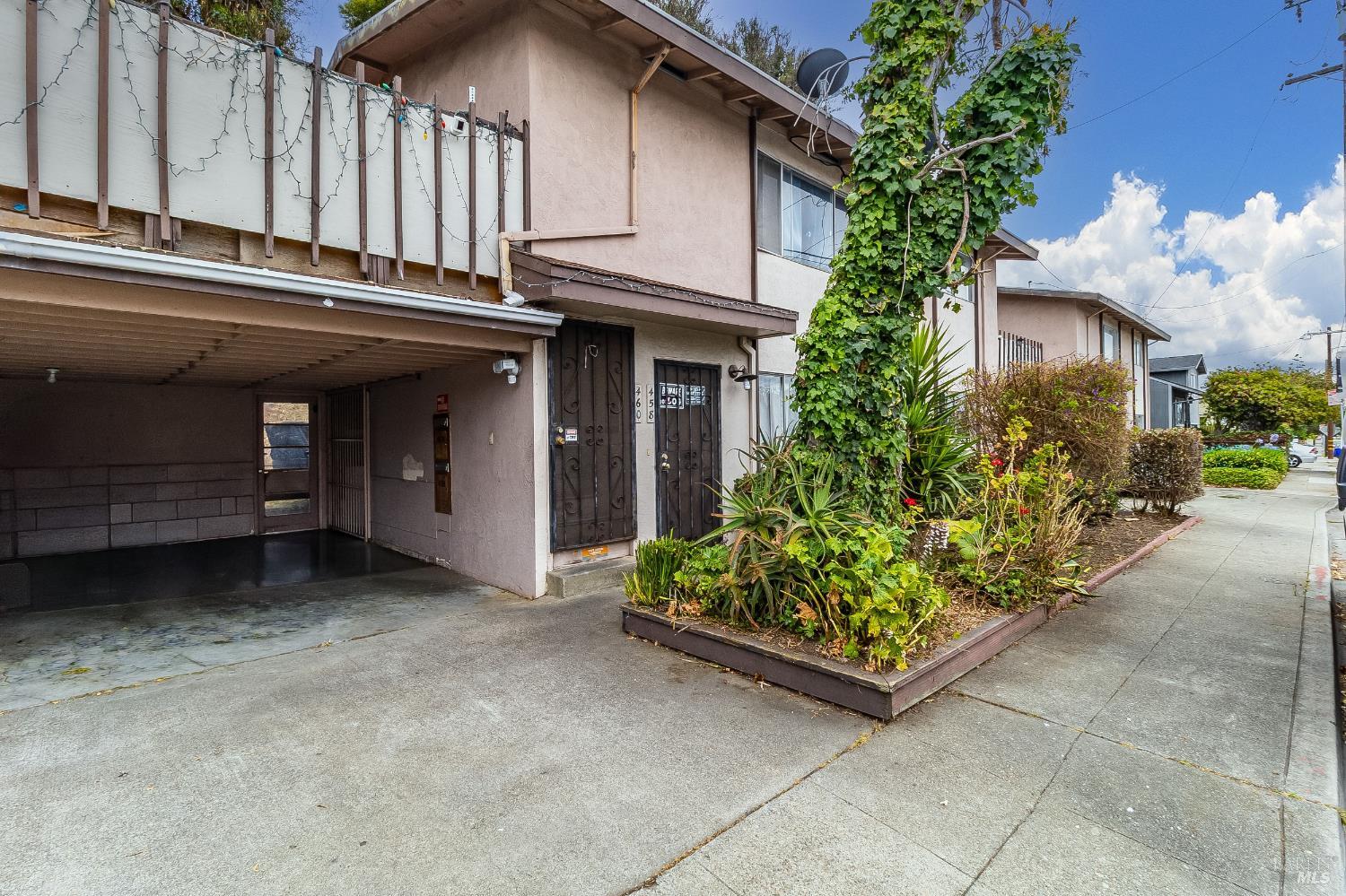 450 44th Street Richmond CA 94805
