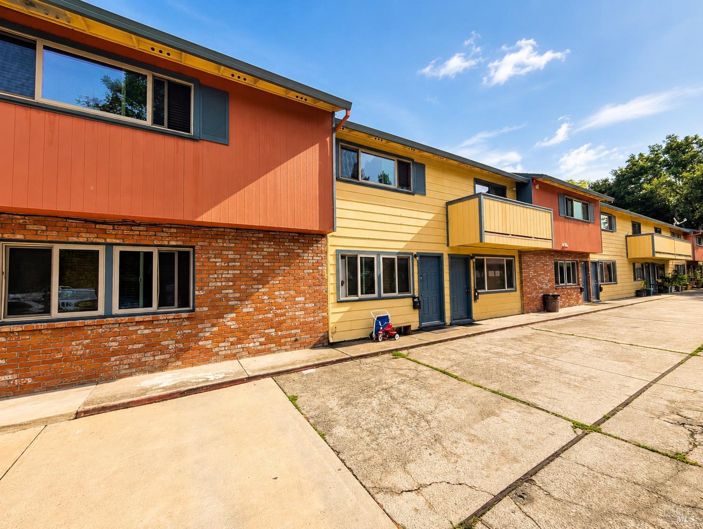 126 S E Street Santa Rosa CA 95404