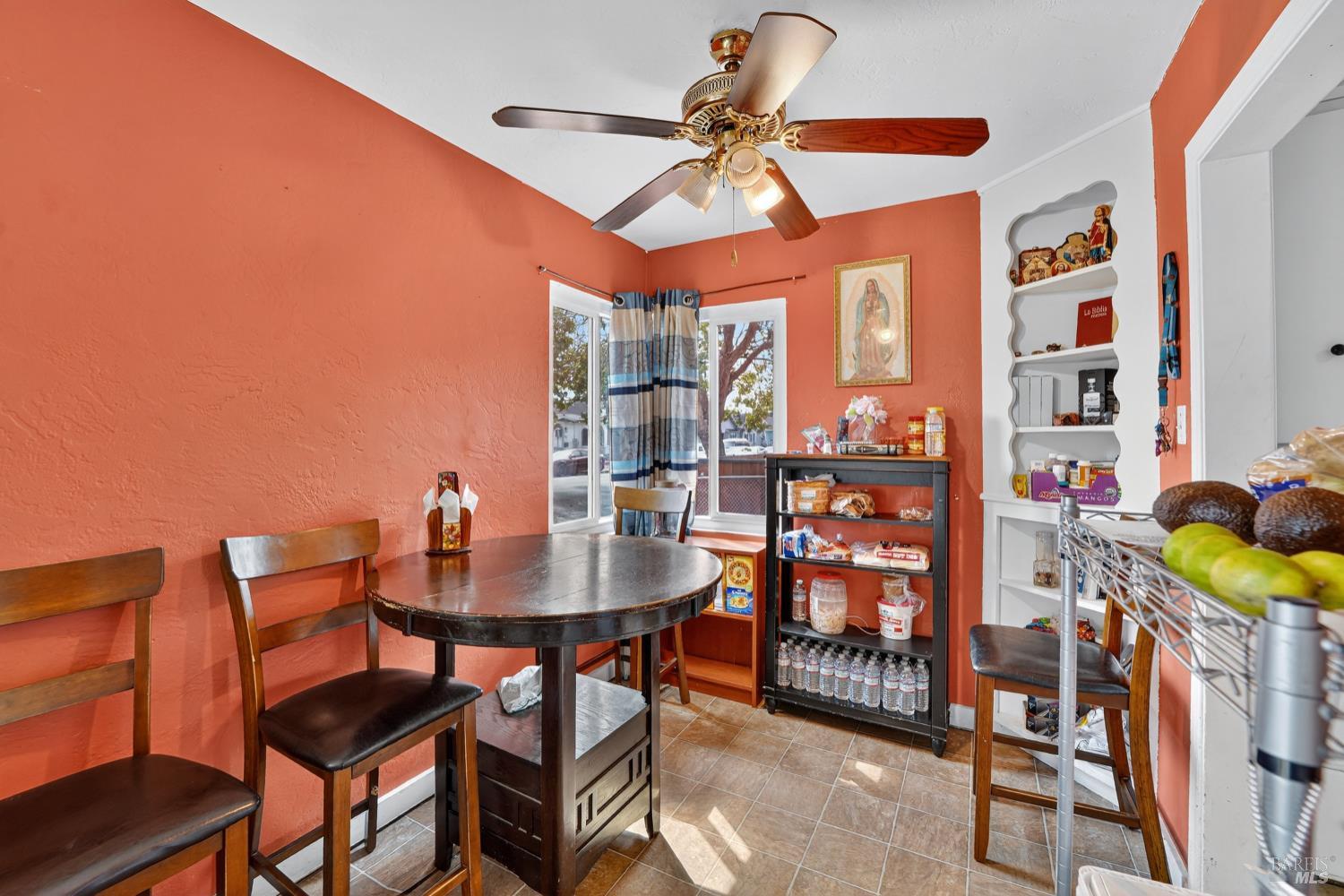 569 18th Street Richmond CA 94801