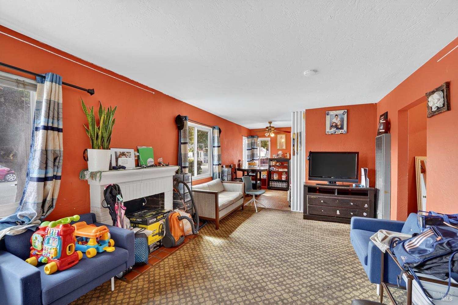 569 18th Street Richmond CA 94801