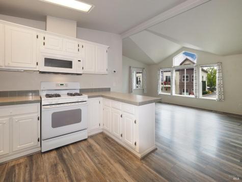 115-117 School House Lane Geyserville CA 95441