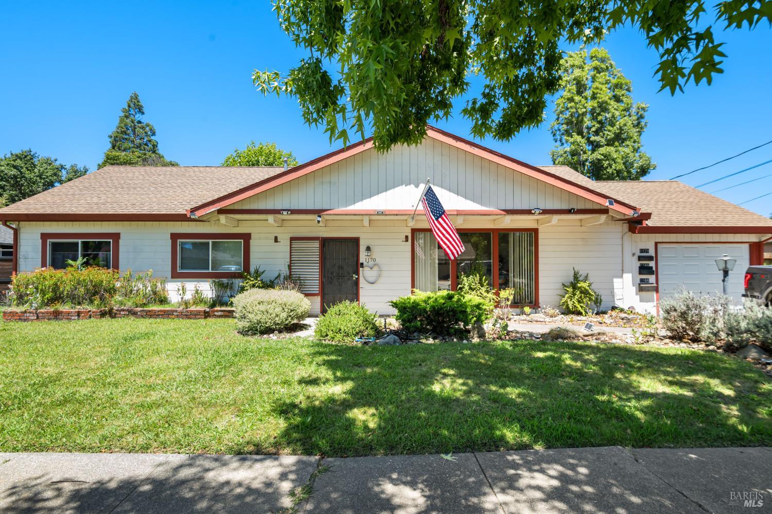 1170-1166 La Homa Drive Napa CA 94558