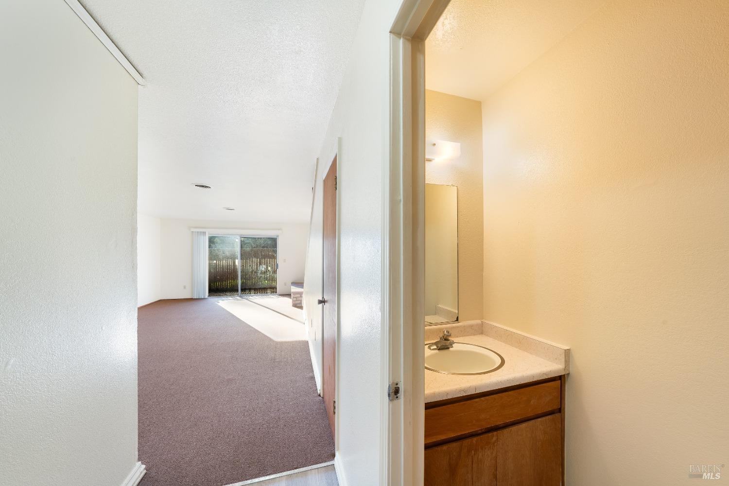 960 Marlene Street Ukiah CA 95482