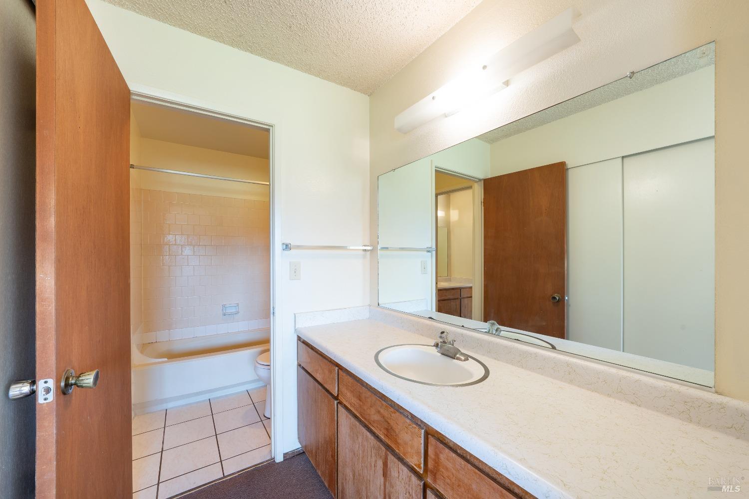 960 Marlene Street Ukiah CA 95482