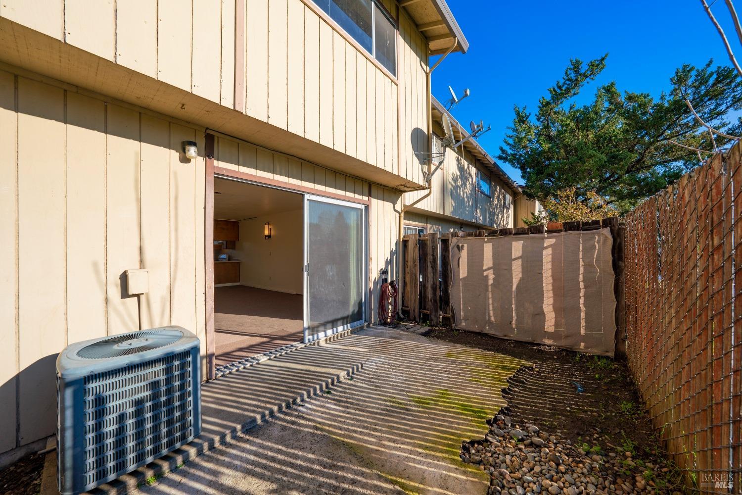 960 Marlene Street Ukiah CA 95482