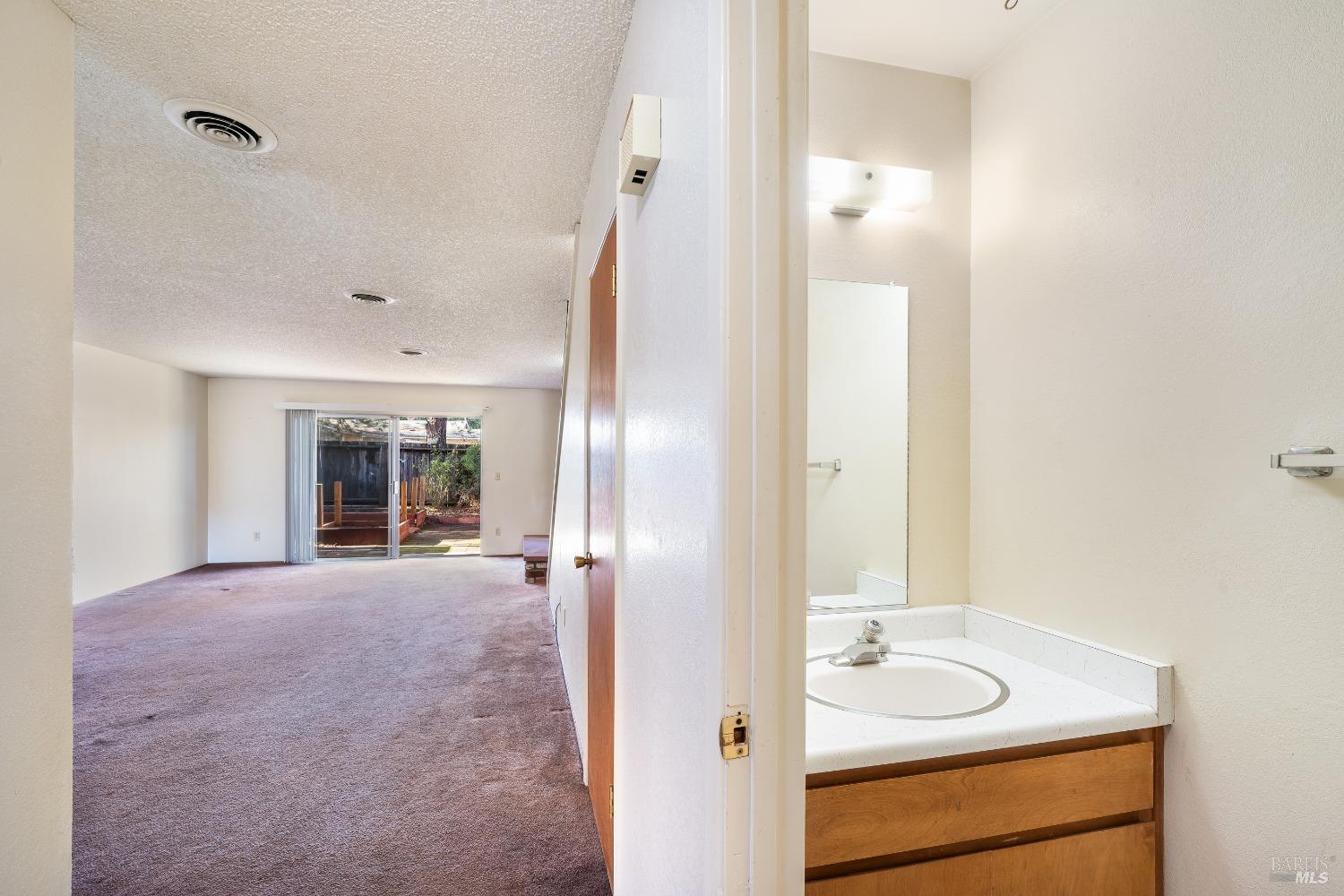 960 Marlene Street Ukiah CA 95482