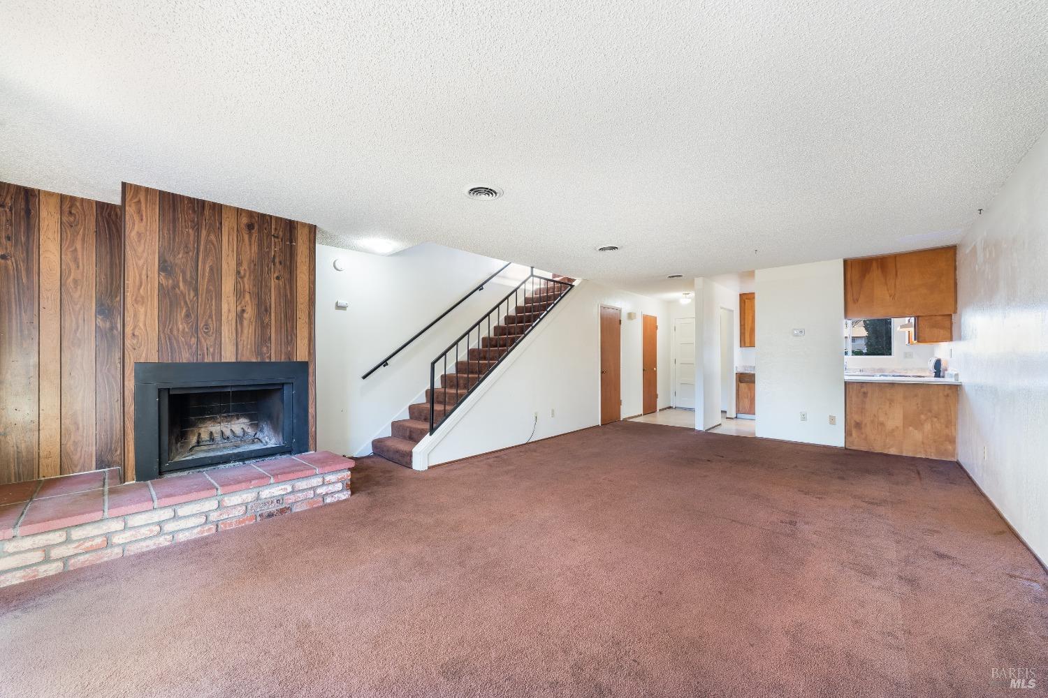 960 Marlene Street Ukiah CA 95482