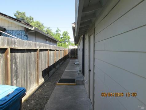 227-229 Decker Street Santa Rosa CA 95401