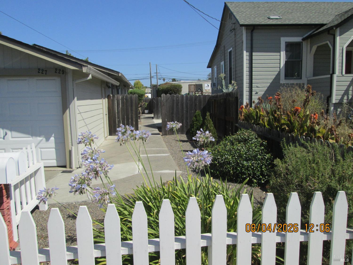 227-229 Decker Street Santa Rosa CA 95401