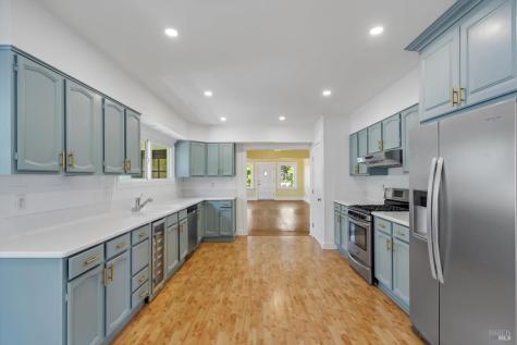 720-724 Liberty Road Petaluma CA 94952