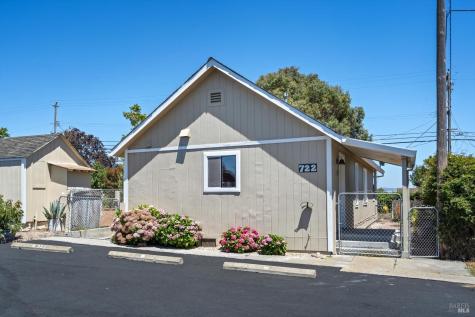 720-724 Liberty Road Petaluma CA 94952