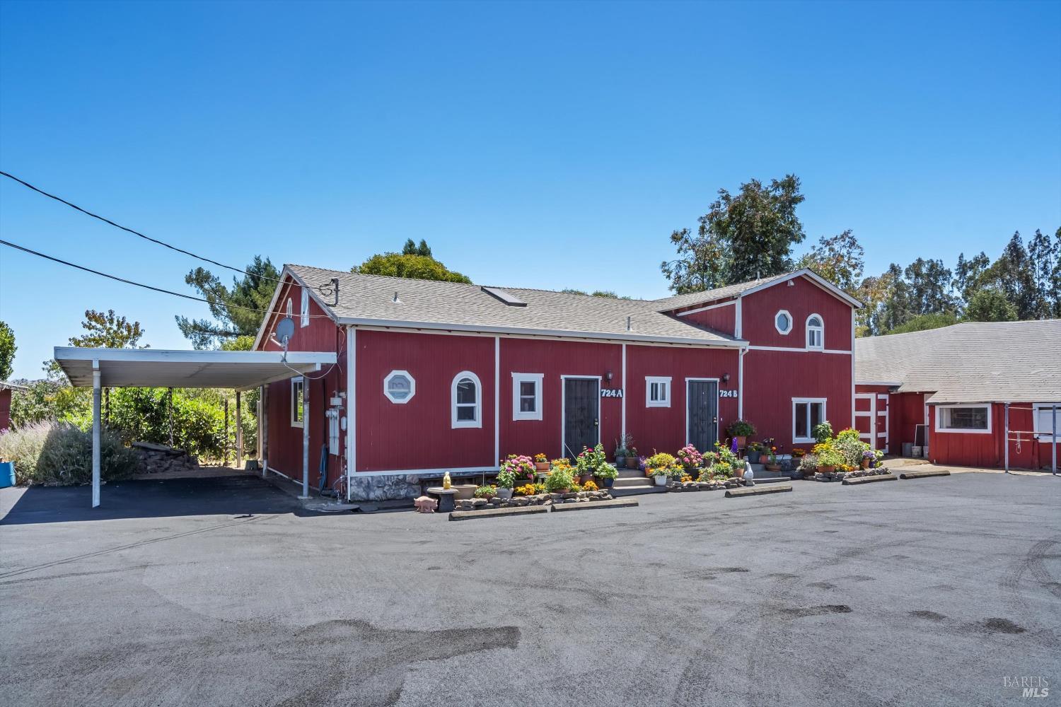 720-724 Liberty Road Petaluma CA 94952