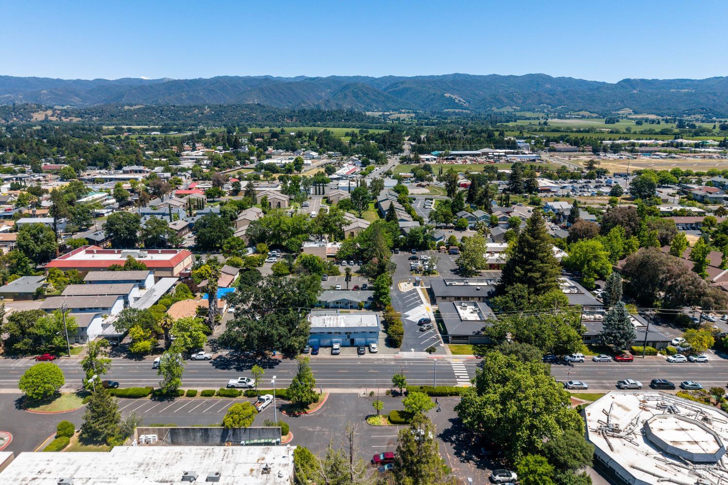1155 S Dora Street Ukiah CA 95482