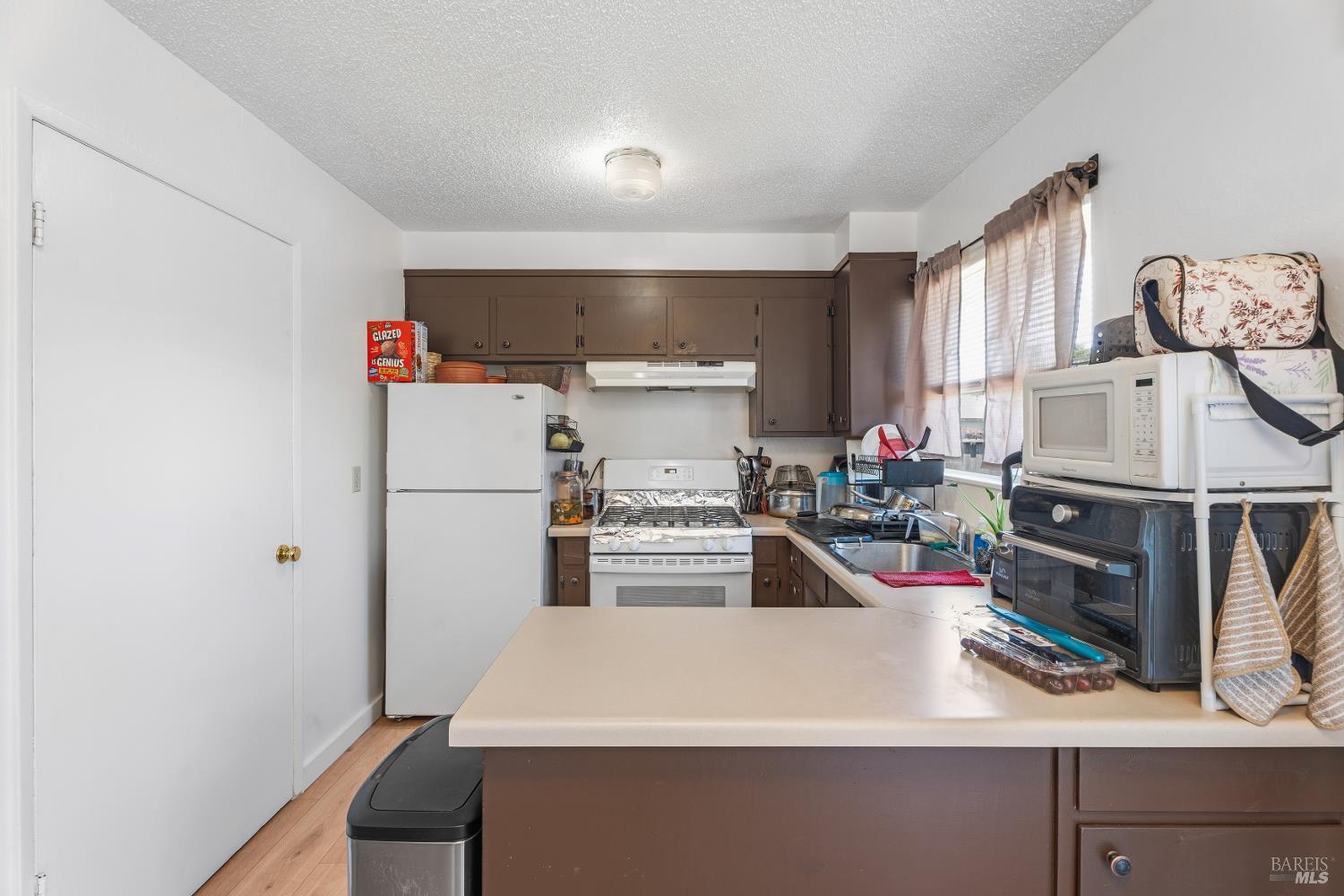 1155 S Dora Street Ukiah CA 95482