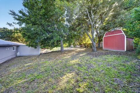8813-8815 Petaluma Hill Road Penngrove CA 94951