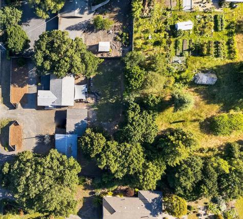 8813-8815 Petaluma Hill Road Penngrove CA 94951