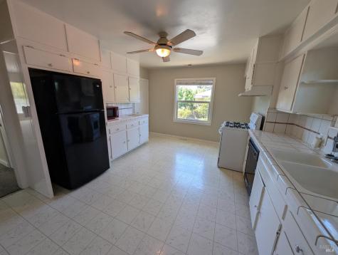 222-226 W Spain Street Sonoma CA 95476