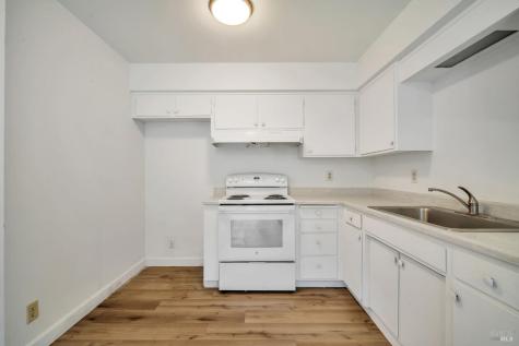 1447 Beachwood Drive Santa Rosa CA 95407