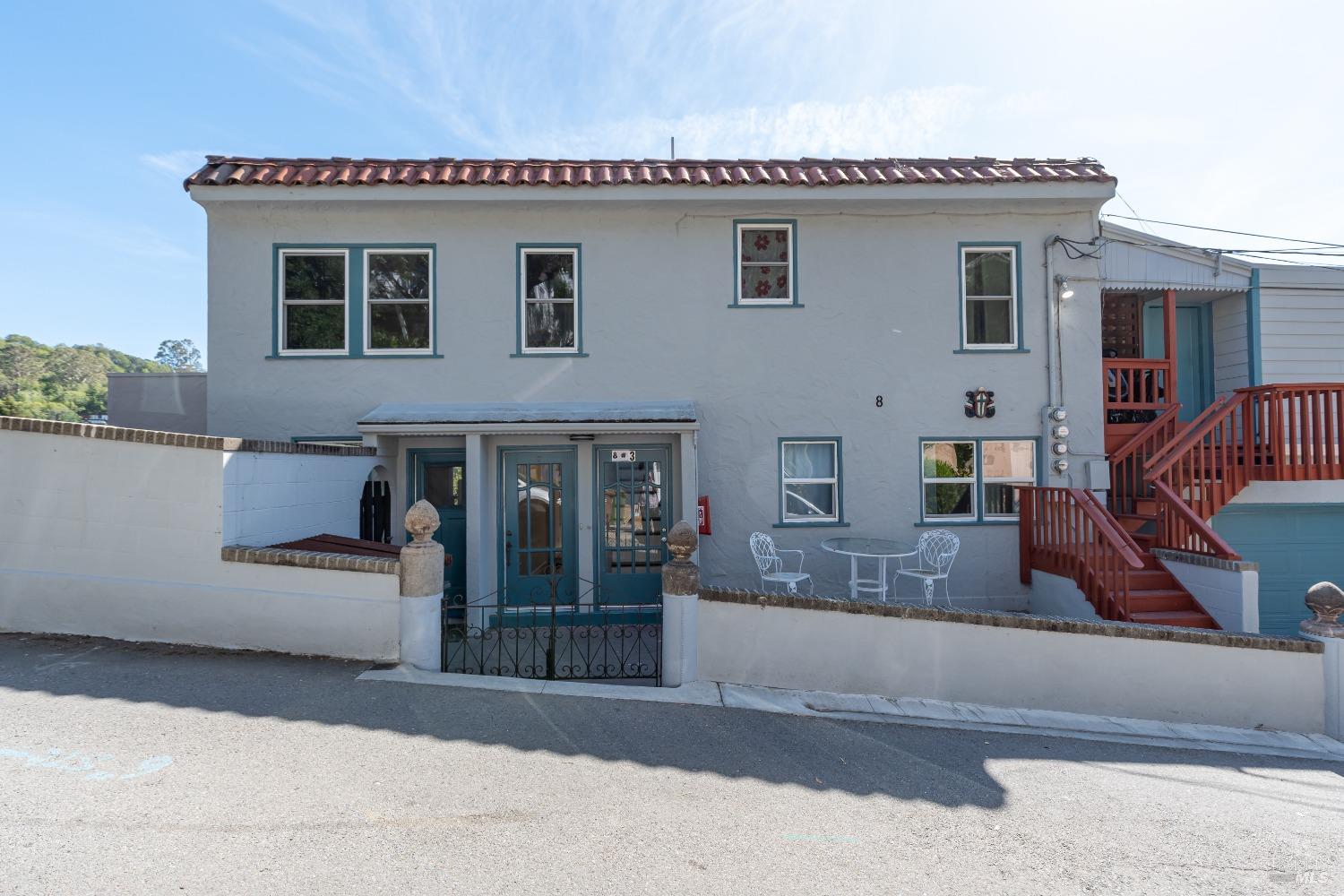 8 Rocca (&14 Taylor Dr.) Drive Fairfax CA 94930