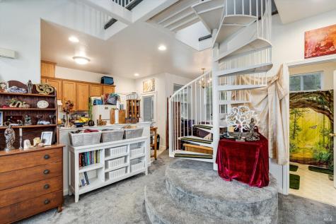 1171-1173 Gravenstein Highway S Sebastopol CA 95472