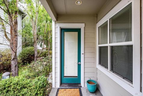 1171-1173 Gravenstein Highway S Sebastopol CA 95472