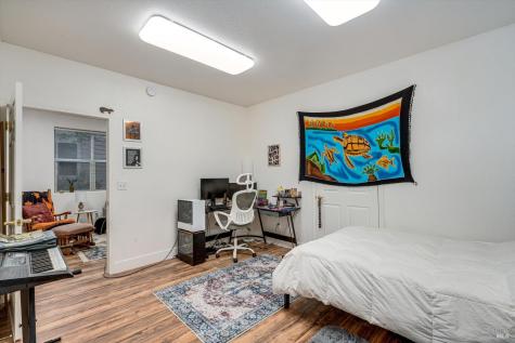 1171-1173 Gravenstein Highway S Sebastopol CA 95472