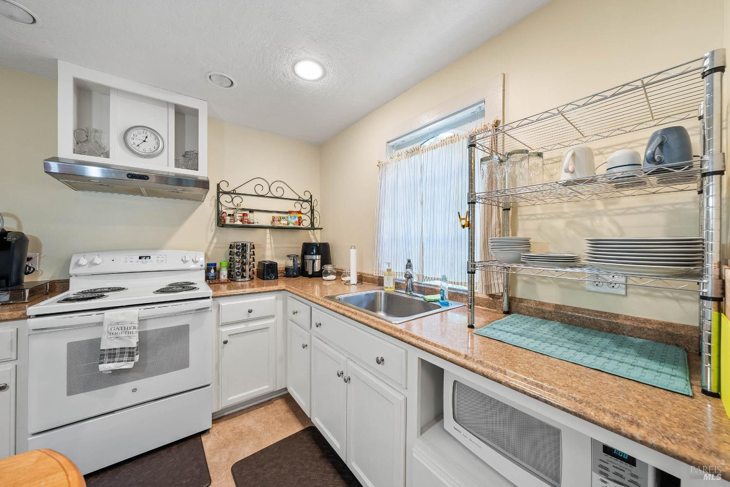 825 N Forbes Street Lakeport CA 95453