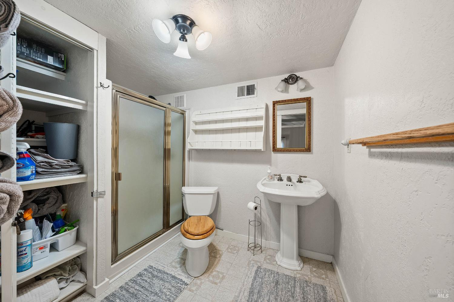825 N Forbes Street Lakeport CA 95453